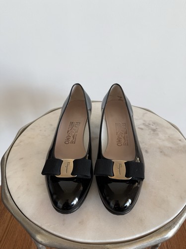 Salvatore ferragamo vara pumps - salvatore,