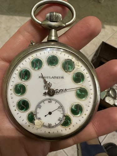 Antico raro orologio - e, a