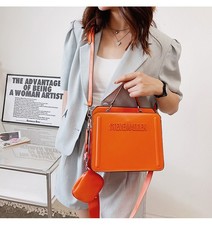 Borse alla moda design lettere