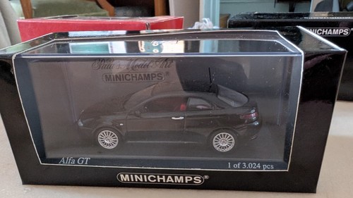 Minichamps alfa gt - 1/43,