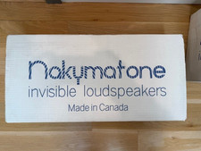 Nakymatone Altoparlante