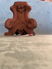 Antico frammento base di