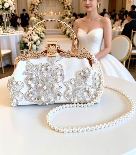 Pochette sera ricamata a - pochette,
