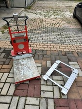 Carrello saliscale elettrico