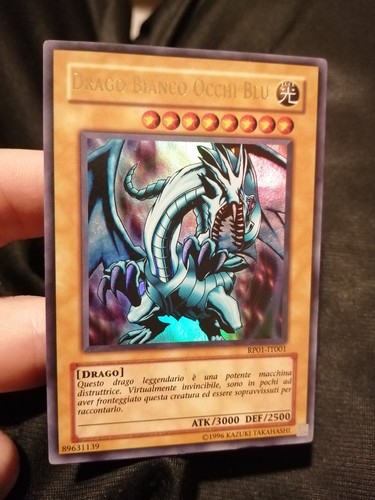 Yugioh drago bianco occhi - drago,