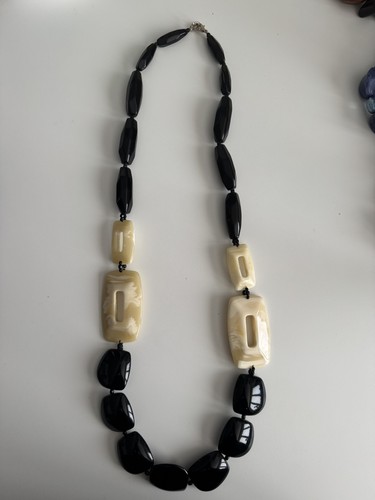 Collana resina nera con - collana,