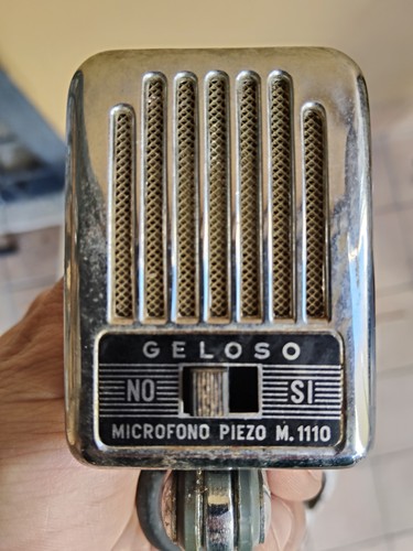 Microfono vintage geloso - microfono,