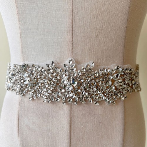 Applicazione strass di - in,