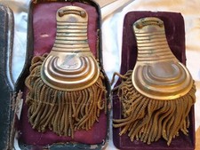 COPPIA DI ANTICHE ' SPALLINE '