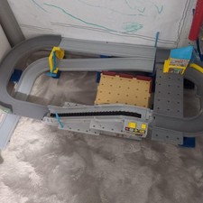 Mini auto pista da corsa con