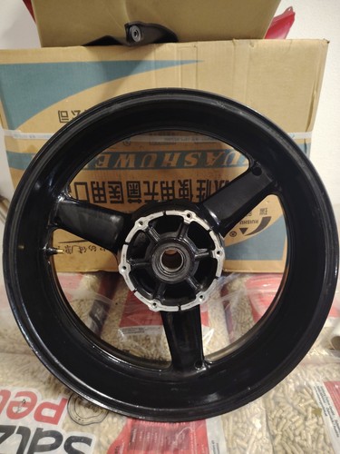 Cerchio posteriore yamaha - cerchio,