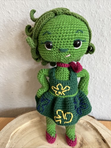 Bambola amigurumi disgustosa - bambola,