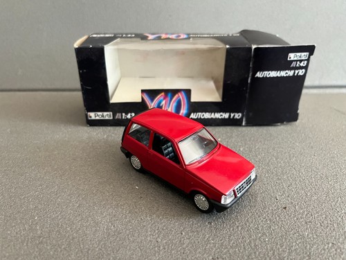 Ancienne voiture miniature - ancienne,