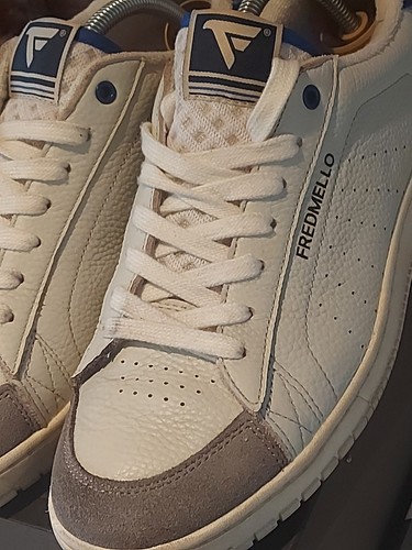 Titolo consigliato sneaker - titolo, consigliato: