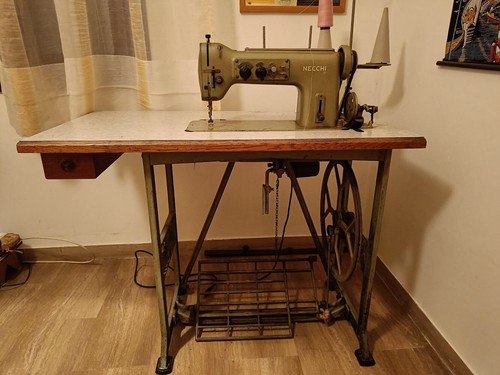 Macchina cucire necchi - da,