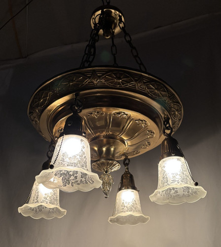 Lampadario vintage catena