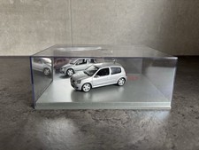 Universal Hobbies 1:43 Renault Sport Clio II RS 2.0 16V Grigio Iceberg 2002