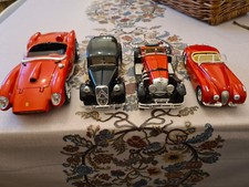 LOTTO BURAGO 4 automobili  1:24 1:18 FERRARI MERCEDES  JAGUAR CITROEN