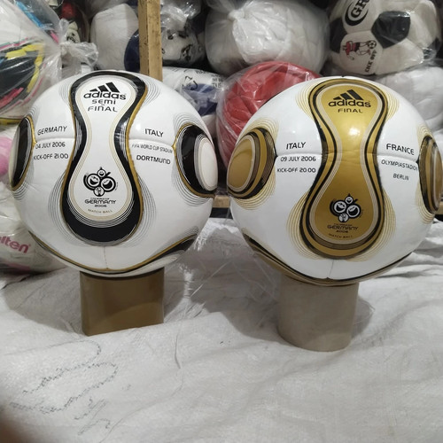 Adidas teamgeist calcio taglia - adidas,