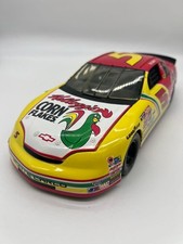 N.461 auto pressofusa 1/18 con