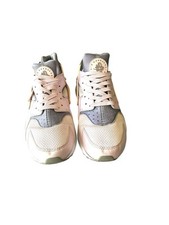 Air Huarache Women’s