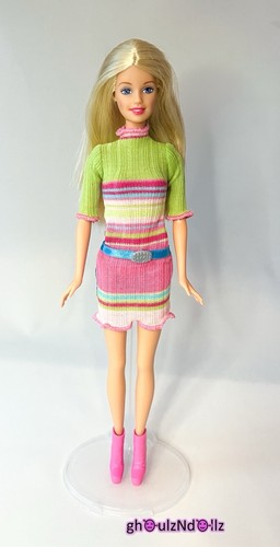 Barbie boutique doll - boutique, 2002