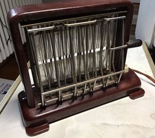 Tostapane vintage in bachelite, mod. Calmo, made in Switzerland, anni 50