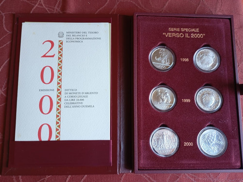 Cofanetto verso 2000 - cofanetto, 2000"