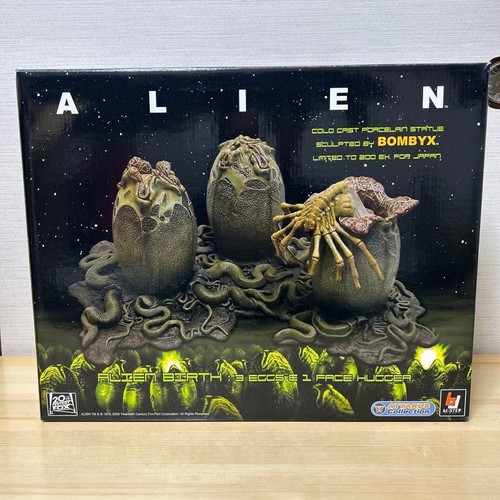 Attakus alien nascita uova - 3,