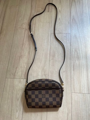 Pochette louis vuitton damier - vuitton,