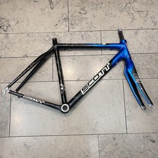 Telaio e forcelle in carbonio
