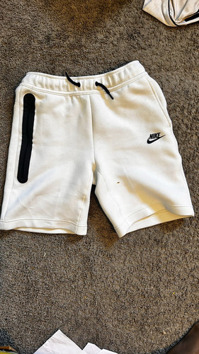 Nike tech short