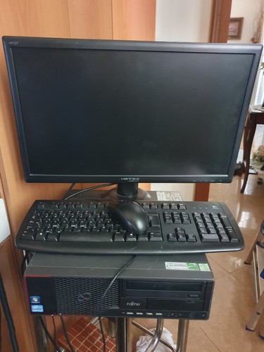 Fujitsu computer completo - i7,