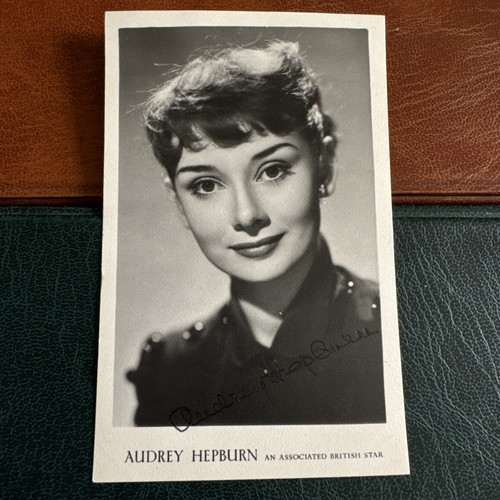 Rare audrey hepburn - audrey,