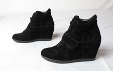 Scarpe stringate con zeppa