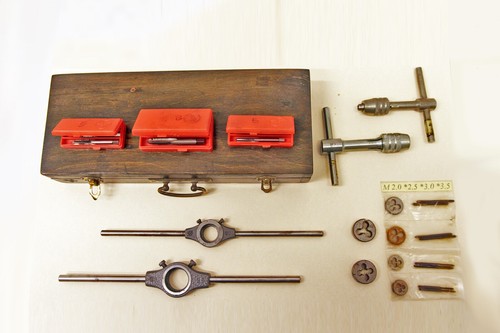 Filiera manuale vintage con - manuale,