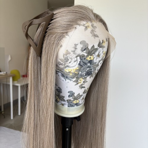 Parrucche lunghe dritte donna