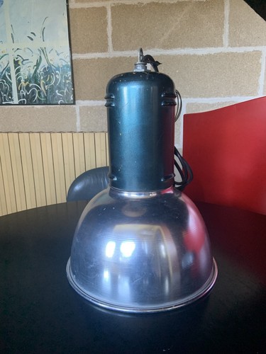Lampada industriale - , a