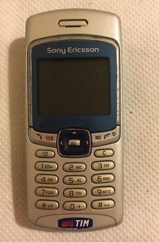 Telefono cellulare sony - cellulare,