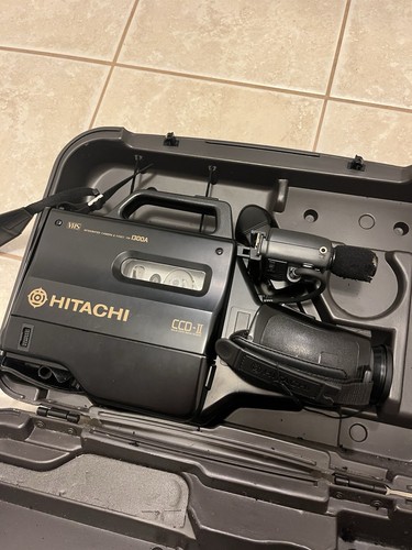 Hitachi 1300a vhs video - hitachi, vm-1300a