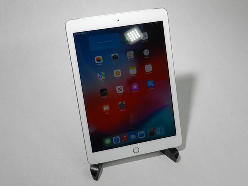 Apple ipad generazione - 6a, |