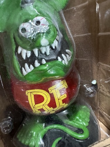 Statua piedi rat fink - statua,