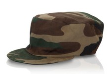 CAPPELLO BERRETTO POLICROMO E.I. STUPIDA CON VISIERA MORBIDA TAGLIA 2 USATO