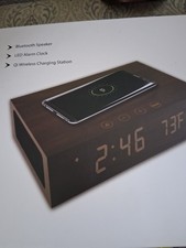 Sveglia digitale in legno con