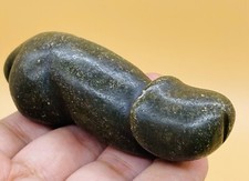 scultura in pietra serpentina