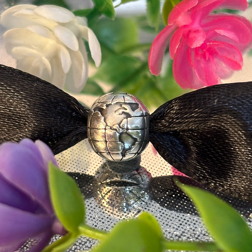 Pandora clip globo - 💖,