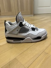 Air Jordan 4 Retro Military Black