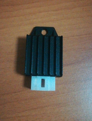 Regolatore carica pin - carica, 4