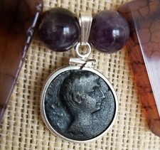 Collana con ciondolo