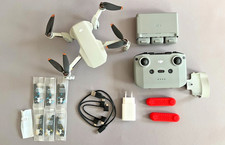 DJI Mini 2 SE Fly More Combo